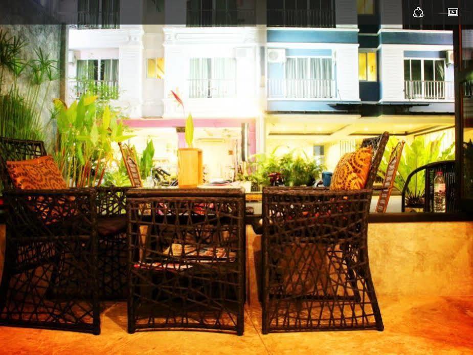 Dengba Hostel Phuket Patong Ngoại thất bức ảnh