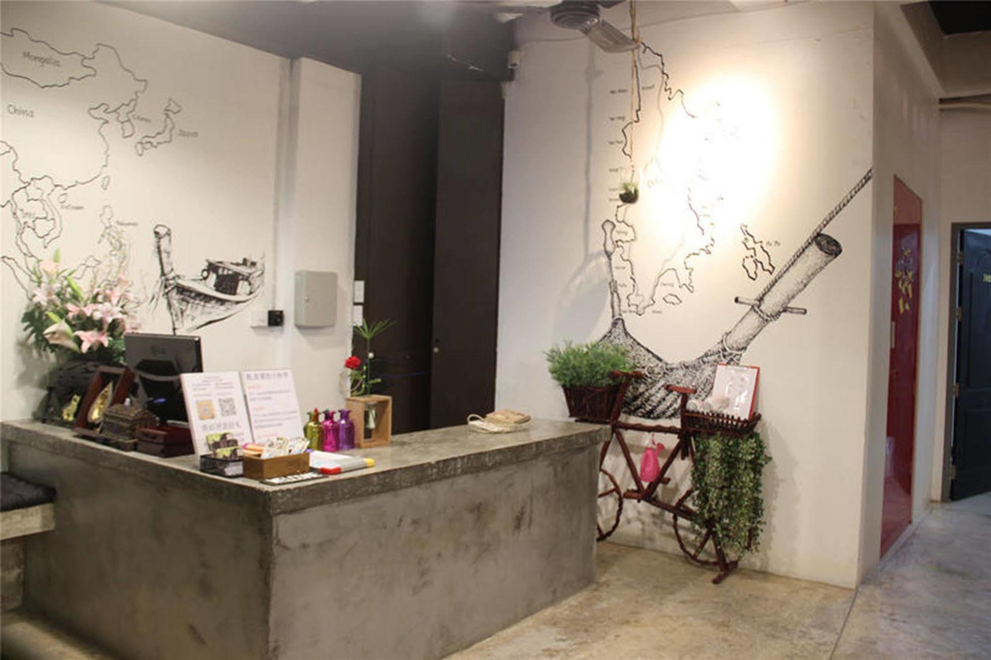 Dengba Hostel Phuket Patong Ngoại thất bức ảnh